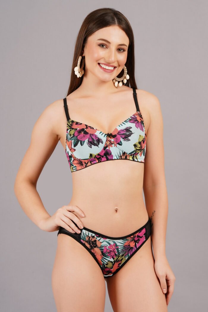 PADDED SOLID NON-WIRED LINGERIE SET BIKNI SET & FOR REGULAR WEAR (PACK OF 1) - Image 1