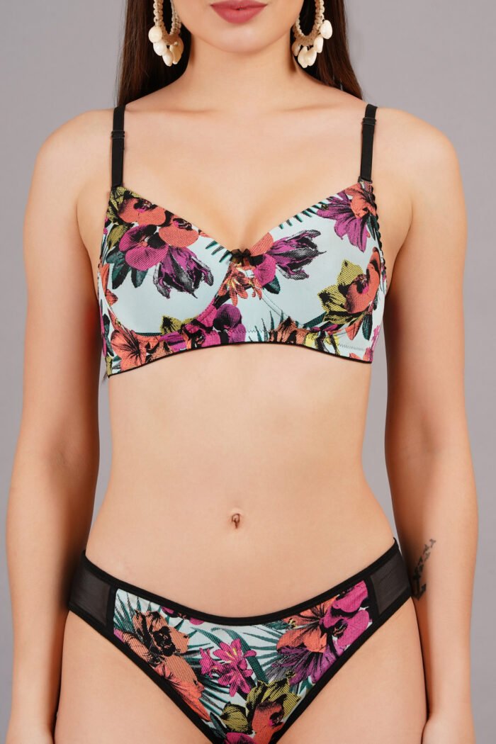 PADDED SOLID NON-WIRED LINGERIE SET BIKNI SET & FOR REGULAR WEAR (PACK OF 1) - Image 3